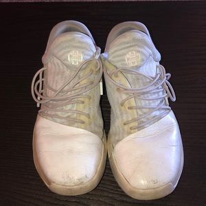 Adidas men’s basketball shoes